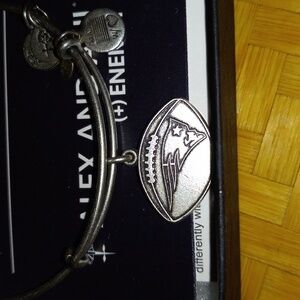 Alex And Ani (+) Energy New England Patriot Football NFL Bracelet